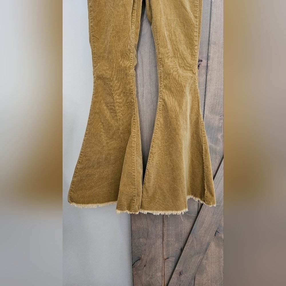L&B Baby Courduroy Super Flare High Rise Pants In Mustard. Size 4 - Picture 9 of 13